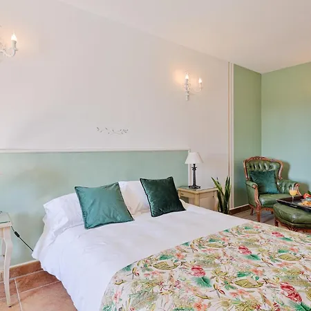 Du Cigalou Otel 3*
